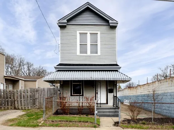 1750 Powers Pl, Cincinnati, OH 45223
