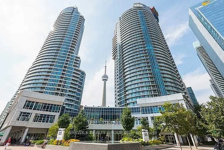 8 York St #2103