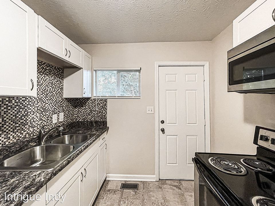 1st image of 2537-2539 E 16th St