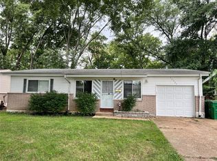 10737 Hallwood Dr, Saint Louis, MO 63136
