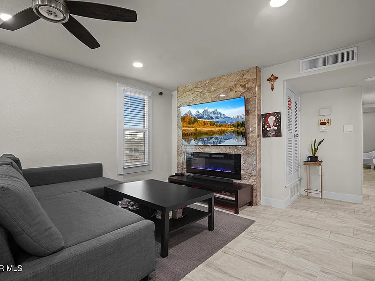 10628 Springwood Dr #D — Photo 27