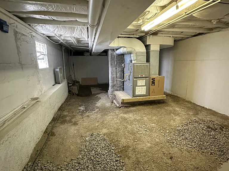 164 Main St — Photo 22