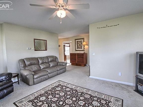 3rd image of 6070 Big Rock Dr
