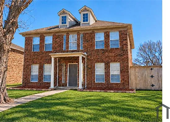 6 bed, 2250 sqft, $3,500 — Photo 1