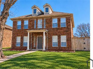9214 Barton Creek Dr, Rowlett, TX 75089