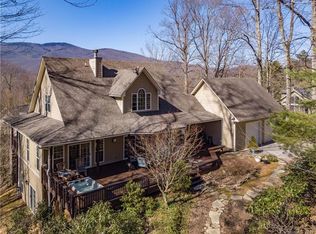 34 Freedom Dr, Waynesville, NC 28786