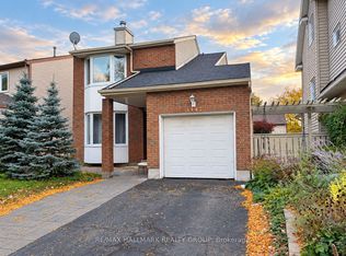 3142 Dumaurier Ave, Ottawa, ON K2B 8R1