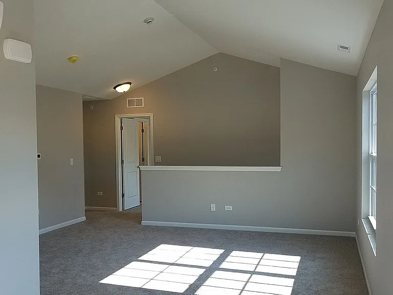 435-465 Timber Pointe Dr — Photo 10