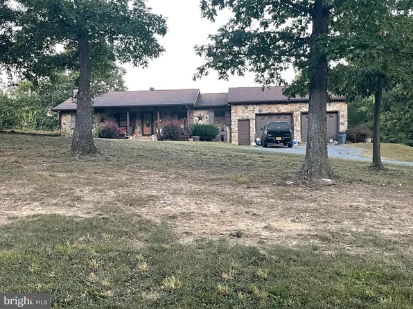 782 S Fork Rd #Iii, Moorefield, WV 26836