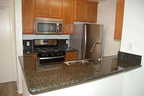 1232 Harvard St #7 Photo 1