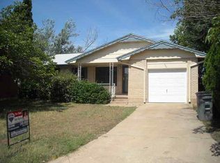 426 NW 72nd St, Lawton, OK 73505