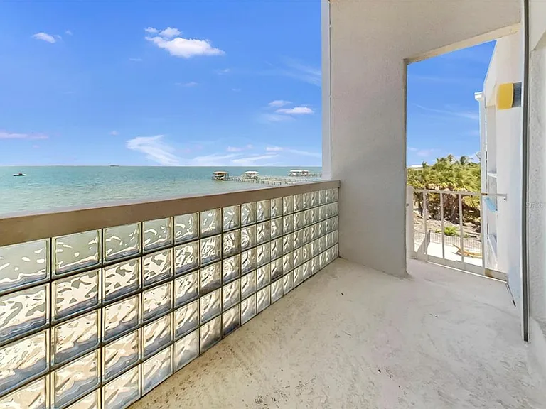6504 Surfside Blvd #4 — Photo 8