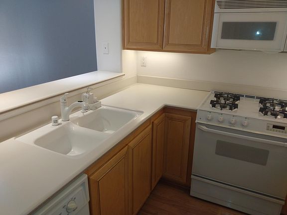 3rd image of 312 Por La Mar Cir