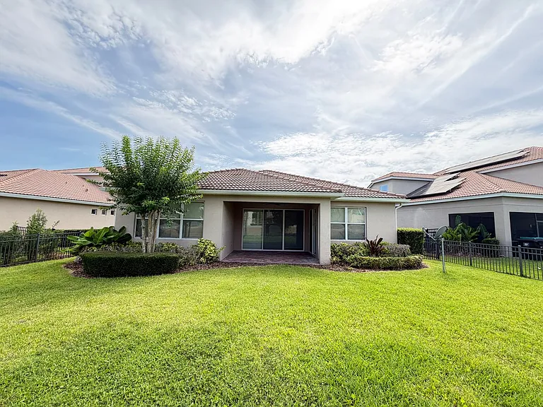 11867 Padua Ln — Photo 55
