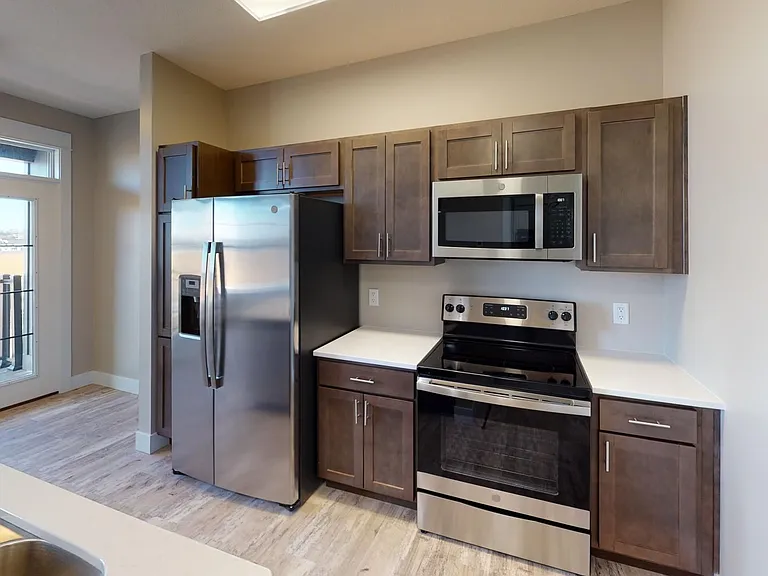 2014 University Dr — Photo 14