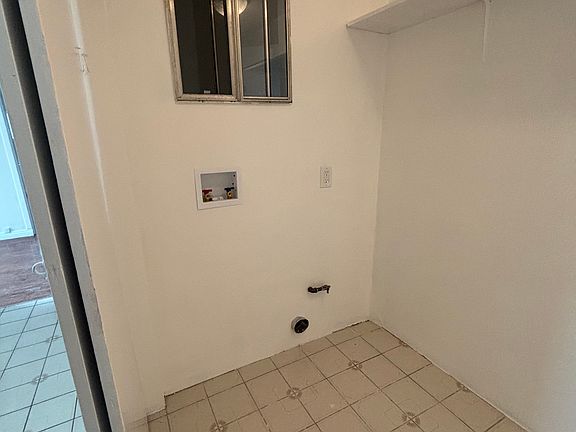 2nd image of 513 S Bernal Ave