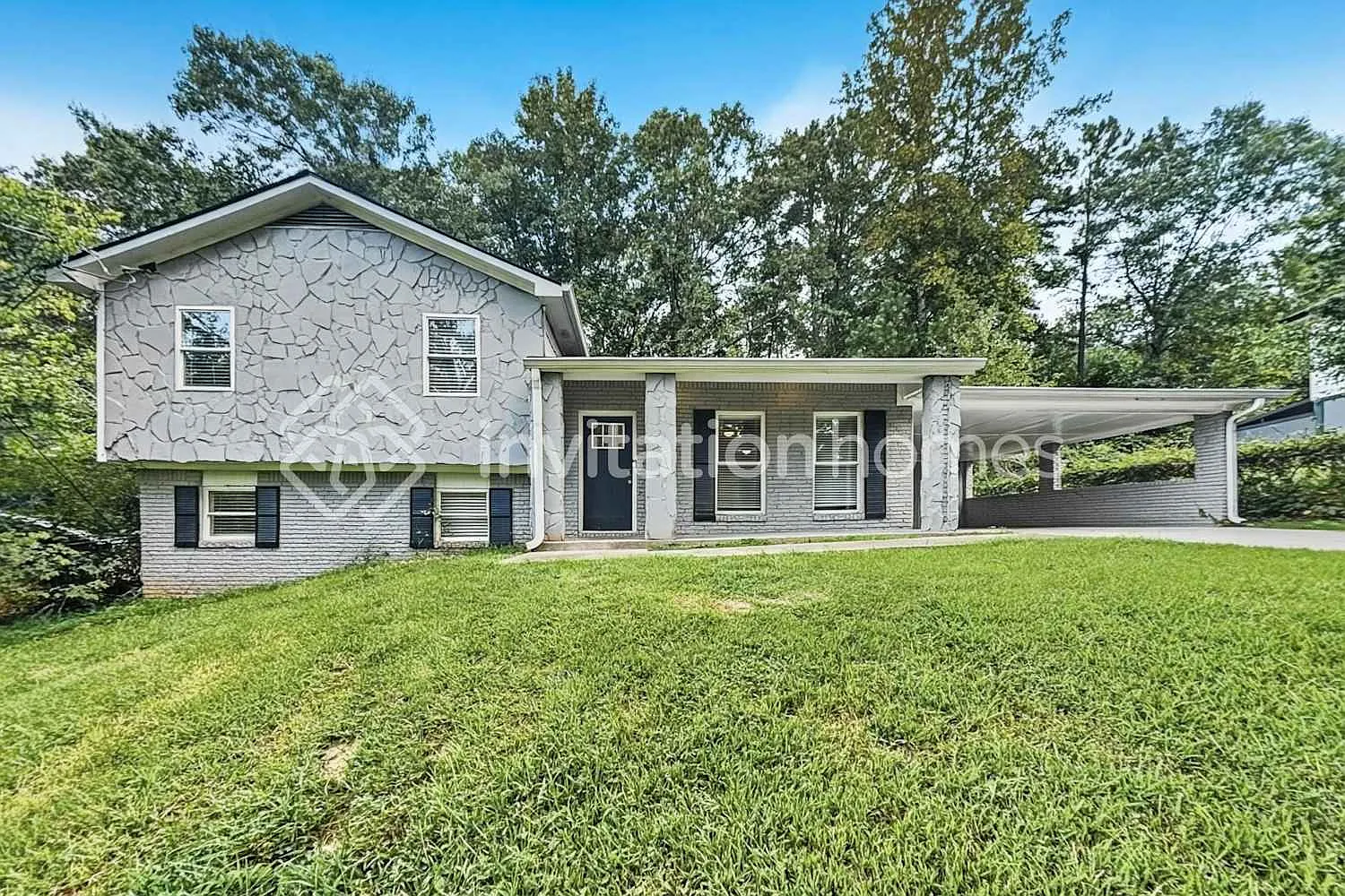 2479 Enon Rd Sw Atlanta, GA 30331 — Photo 1