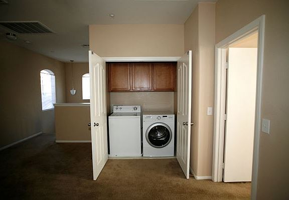 5th image of 8929 Brentwood Grove Ct