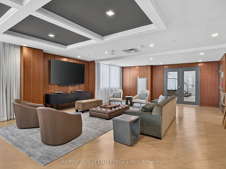 1575 Lakeshore Rd W #340 — Photo 38