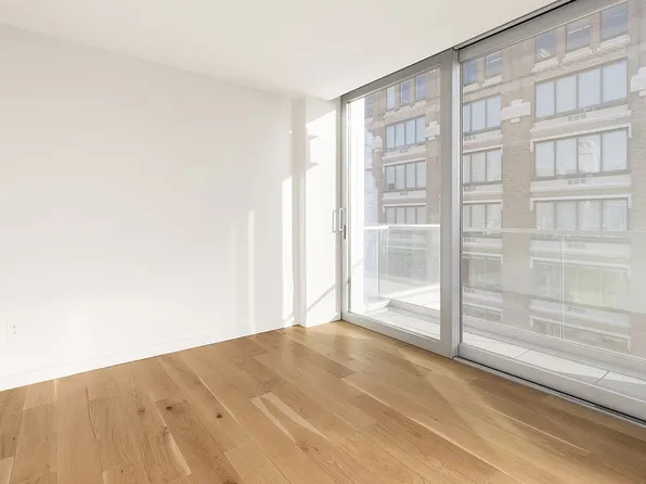 547 W 47th St Unit Penthouse 7, New York, NY 10036
