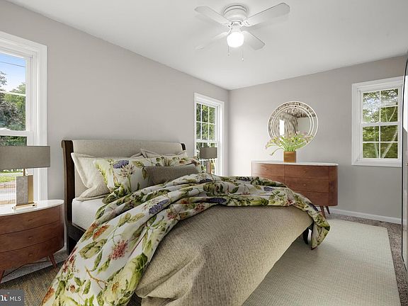 5th image of 6152 Oakland Mills Rd