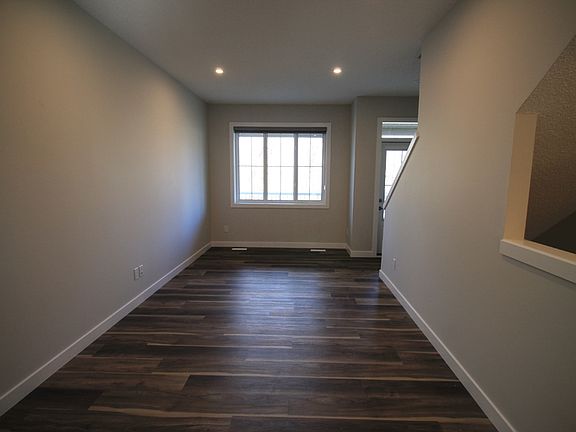 5th image of 1051 Graydon Hill Blvd SW