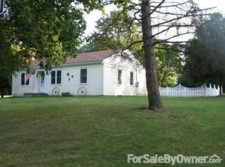205 Mills Rd, Saline, MI 48176