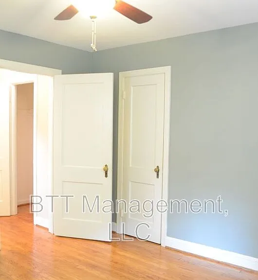 8210 Greenwood Ave #4 — Photo 6