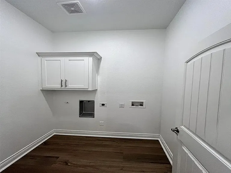 806 Greyson Ln — Photo 6