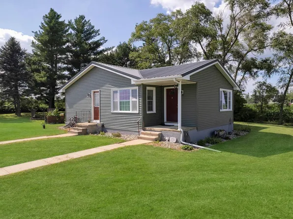 1019 Slater Ave, Aurora, IA 50607