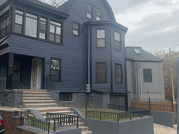 2nd image of 2 Clinton Ave APT 2