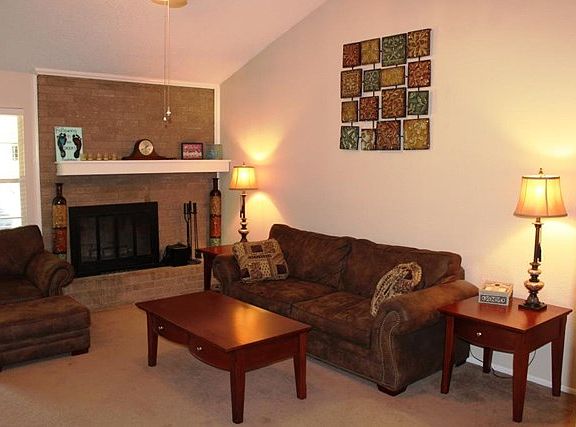 2nd image of 5114 Sunnyside Dr