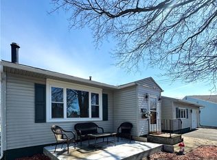 4 Theresa Ct, Utica, NY 13502