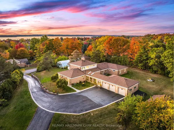 39 Highfield Cres, Georgina, ON L4P 3C8
