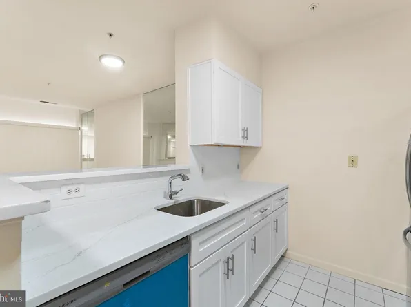 12919 Alton Sq Suite 117, Herndon, VA 20170