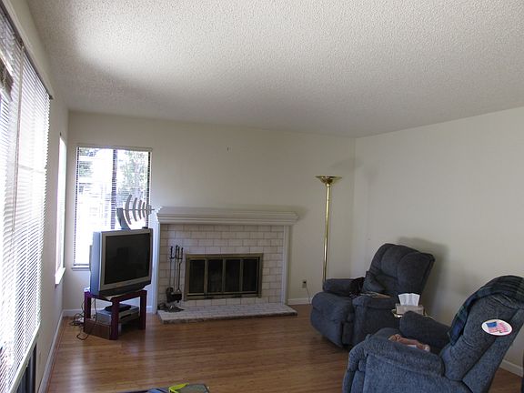 2nd image of 4601 Norwalk St