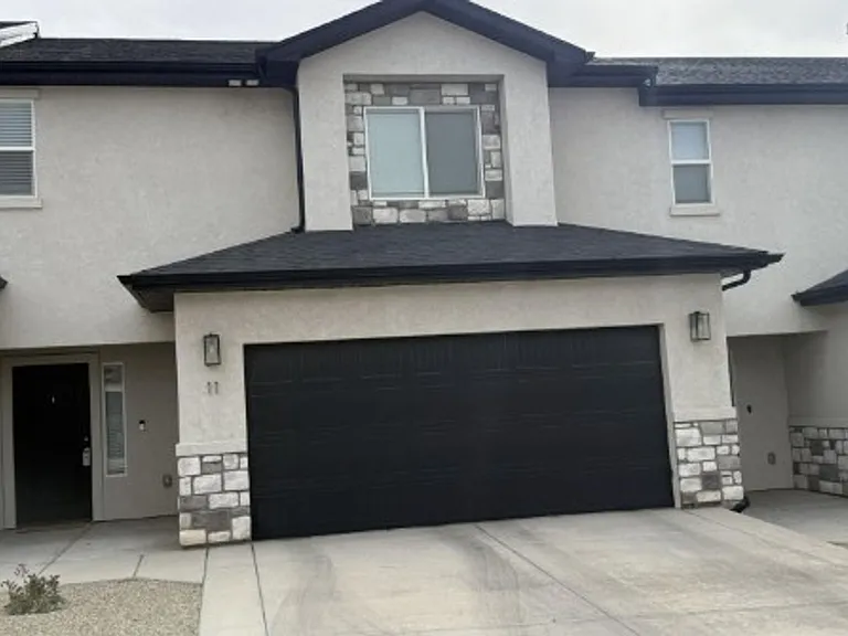 668 E Fiddlers Canyon Rd #11 — Photo 1
