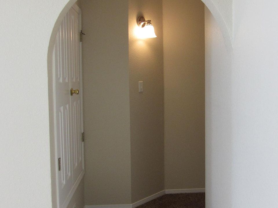 1st image of 11993 Arrow Knoll Cir