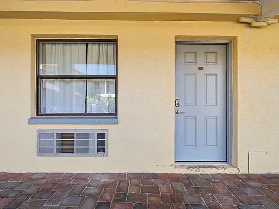 3rd image of 16333 GULF BOULEVARD #114