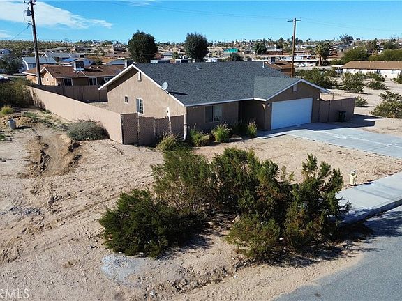 4th image of 6352 Smoketree Ave
