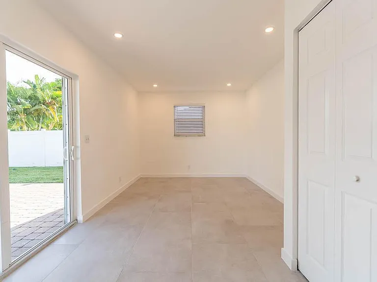 2712 Lake Ida Rd — Photo 21