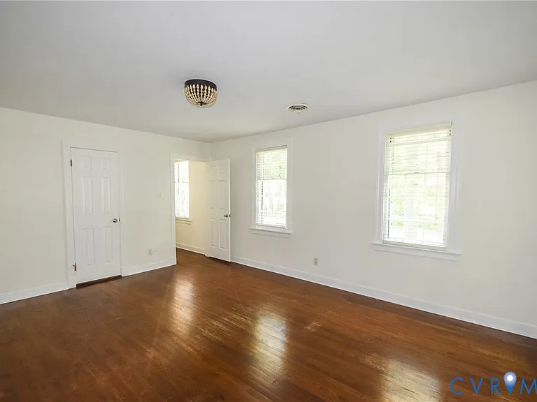 13921 Whitechapel Rd — Photo 21