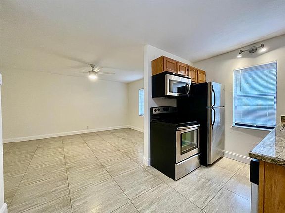 2nd image of 607 NE 29th Dr #12