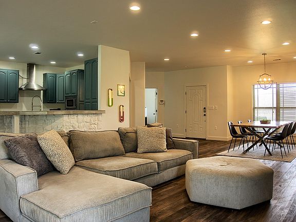 5th image of 10122 Shamrock Ln