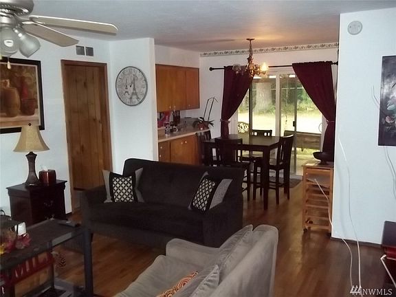 3rd image of 2108 W Lake Dr SE