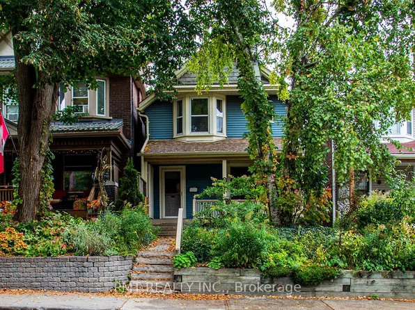 47 Herbert Ave, Toronto, ON M4L 3P8