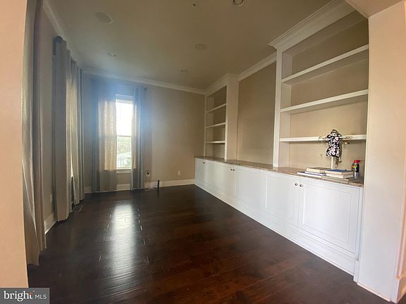 5th image of 2163 Potomac River Blvd
