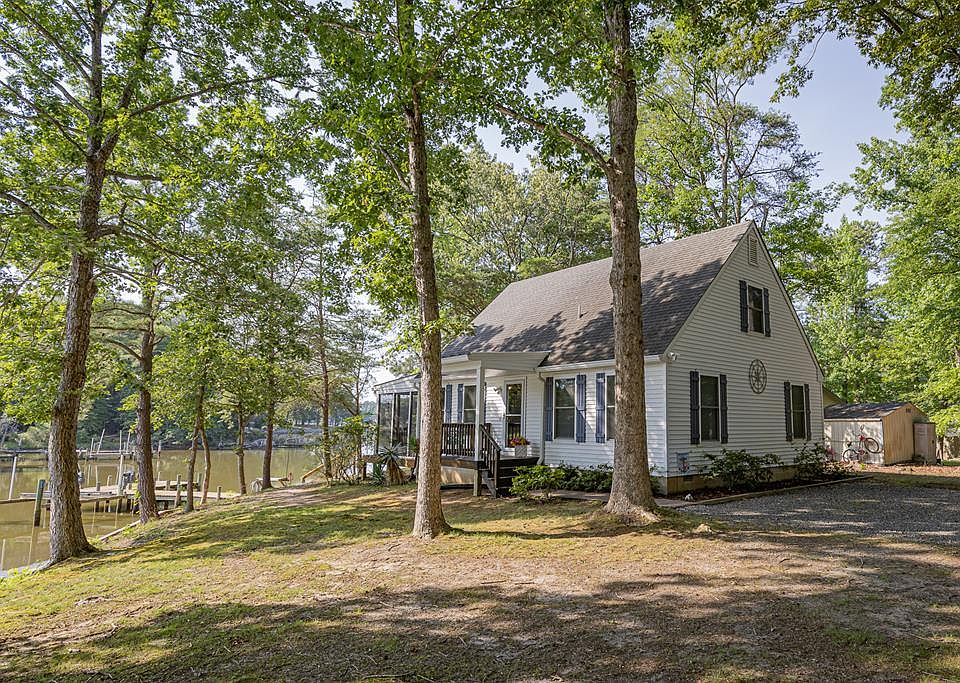 1st image of 227 Carolina Dr