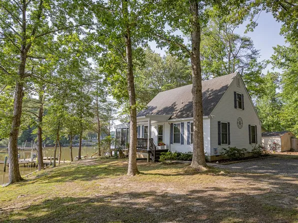 227 Carolina Dr, Heathsville, VA 22473
