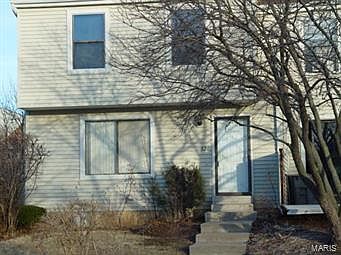 2nd image of 627 Summer Winds Ln